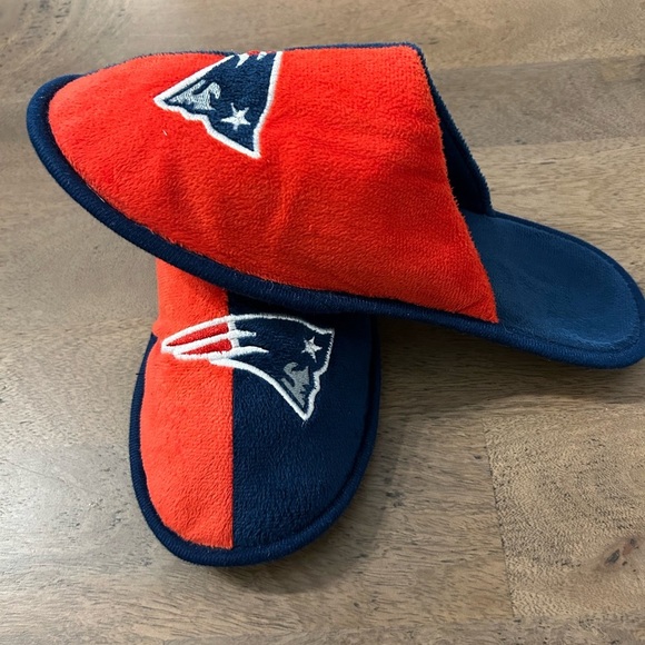 New England Patriots slippers Size L 11-12 - Picture 6 of 6